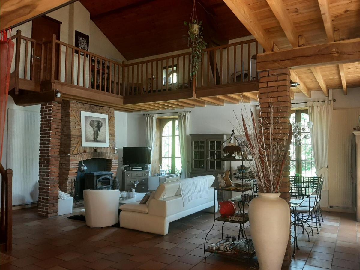 La Gariere Bed and Breakfast Lafrançaise Εξωτερικό φωτογραφία